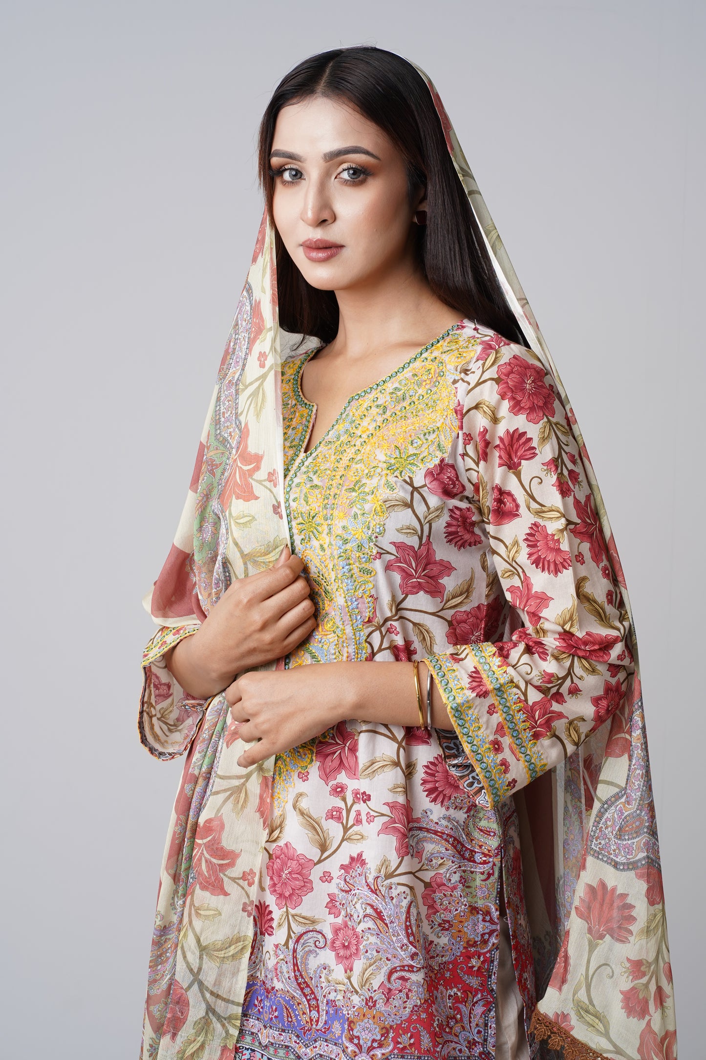 3 Piece - Printed Lawn Suit