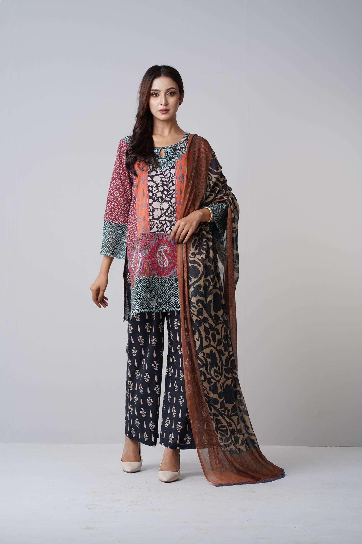 3 Piece - Printed Lawn Suit