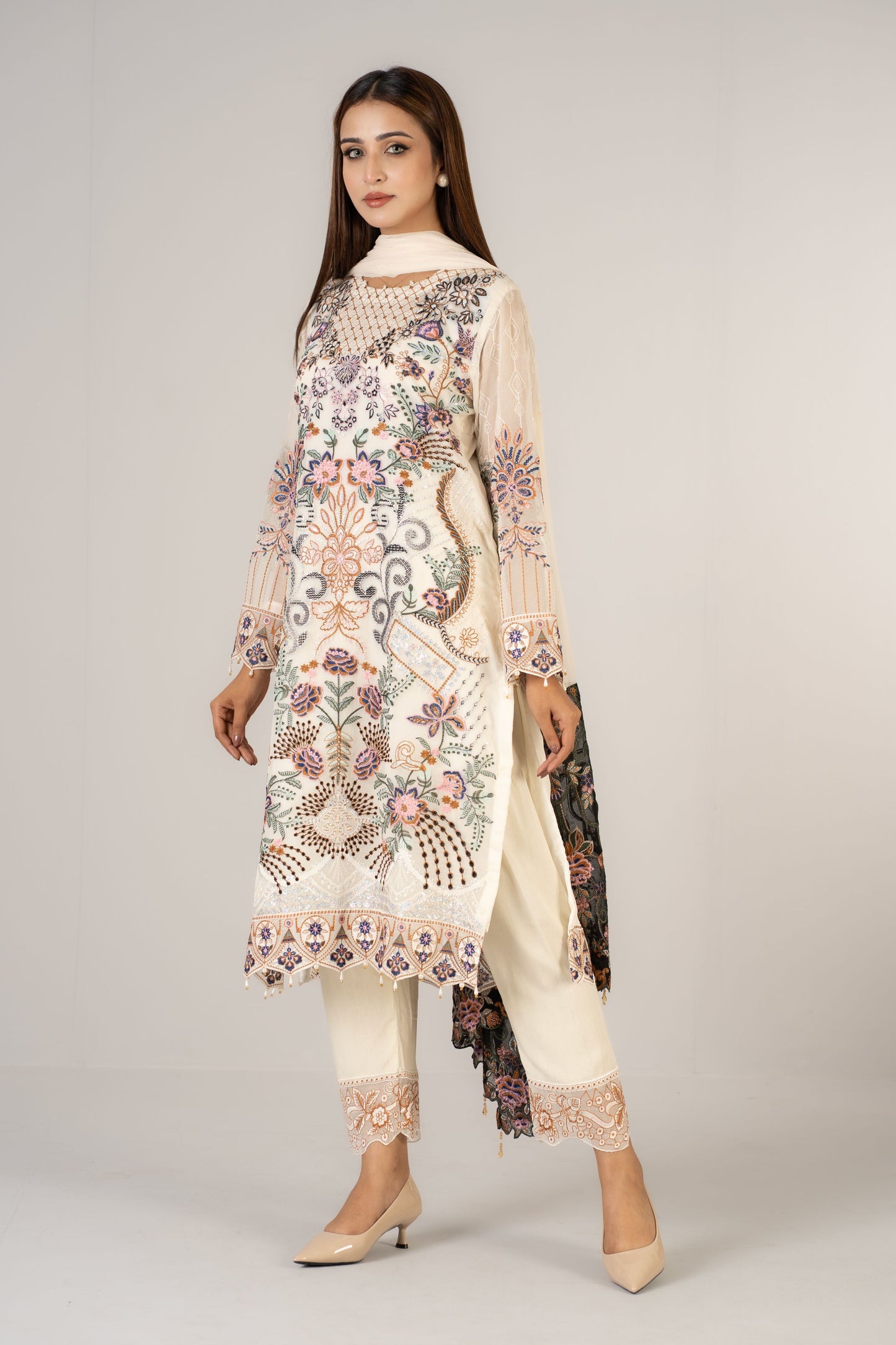 Gorgeous Lvory Luxury Chiffon 3 Pcs Set