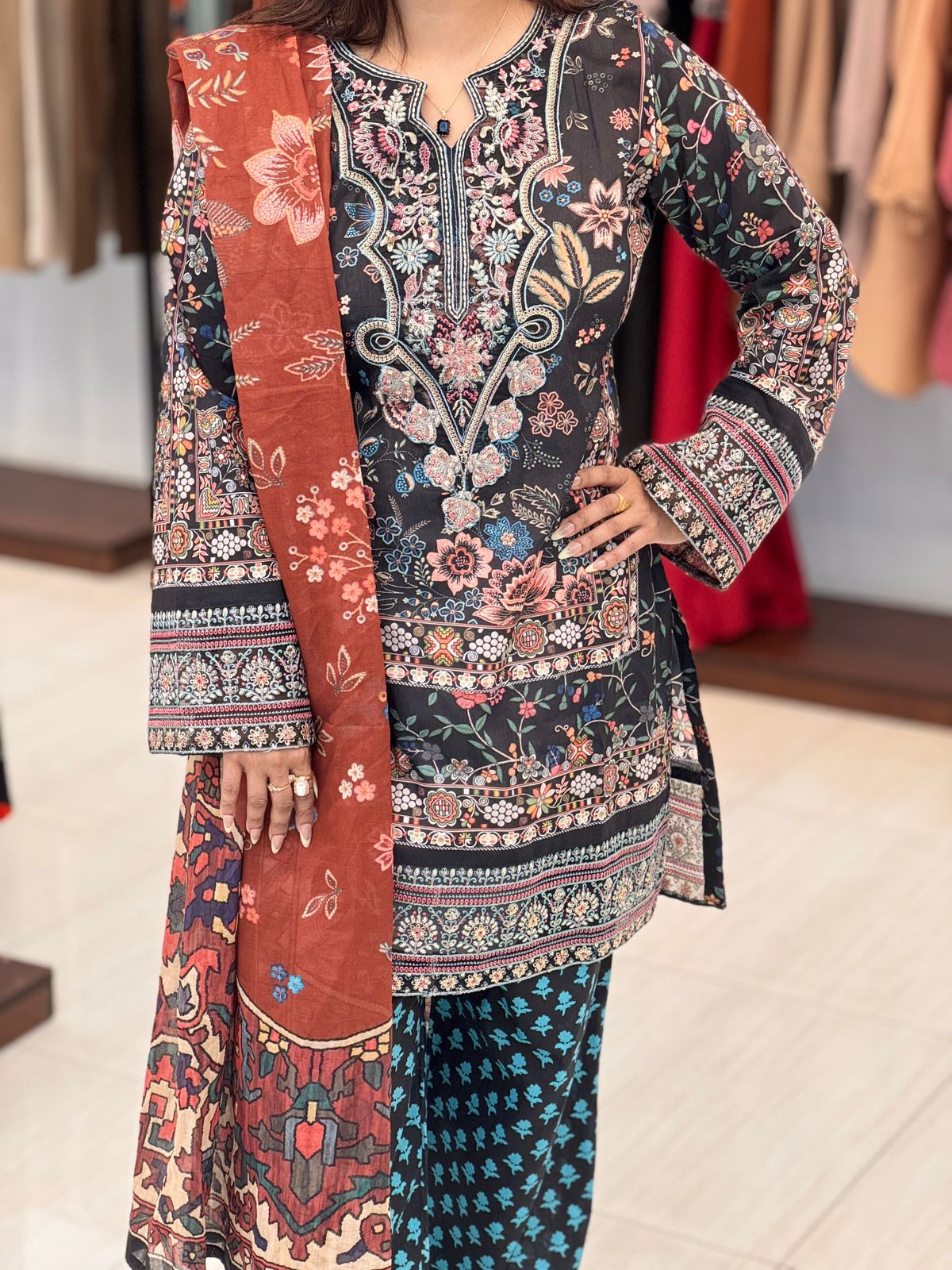 Zubeida Grace – Printed & Embroidered 3 Piece Set
