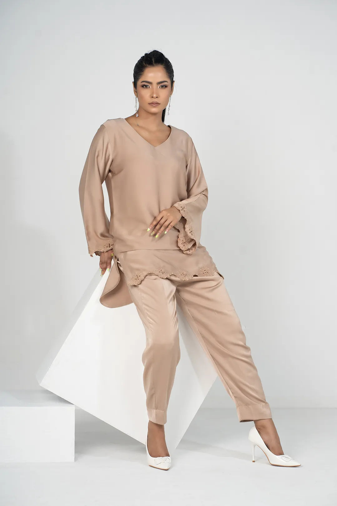 Embroidered Co-Ord Set (Beige)