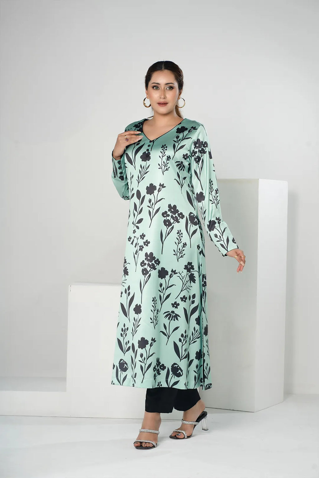 Nilofar Whisper