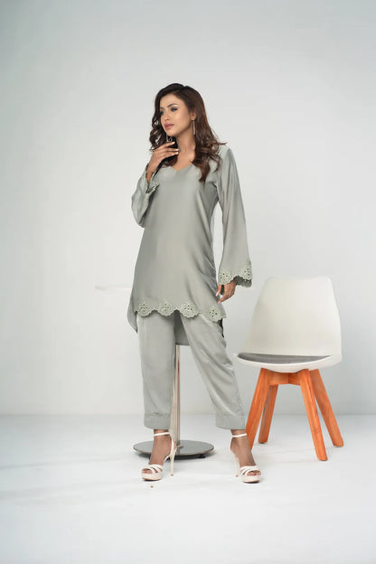 Embroidered Co-Ord Set (Olive)