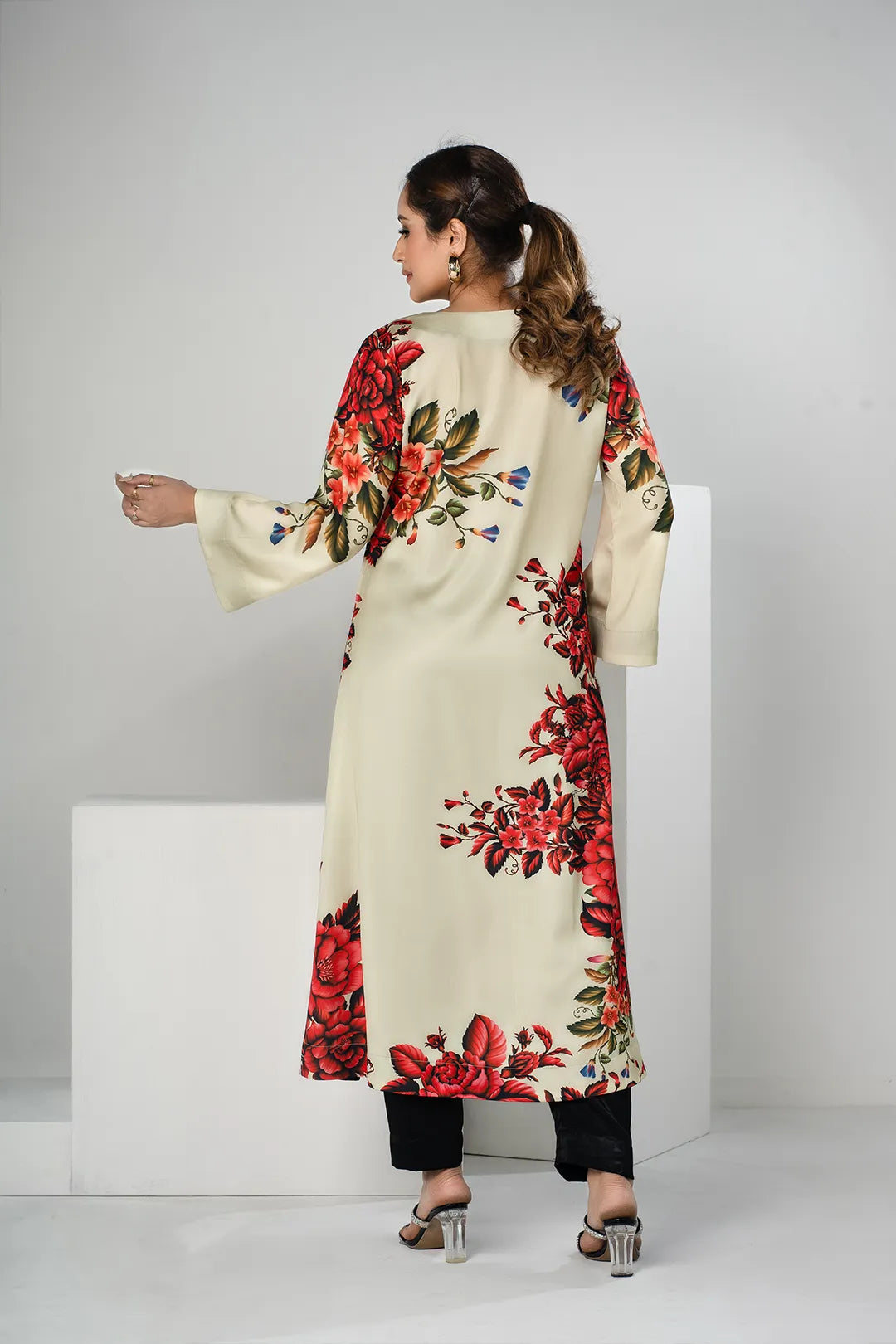 Saima Breeze