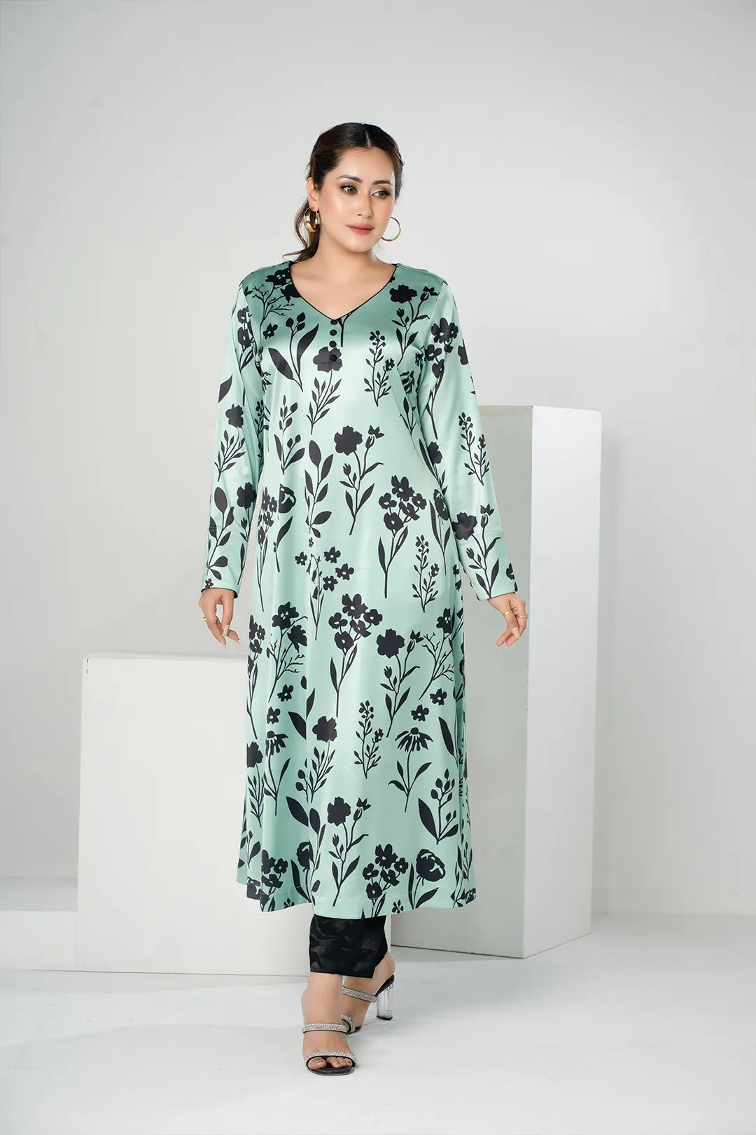 Nilofar Whisper
