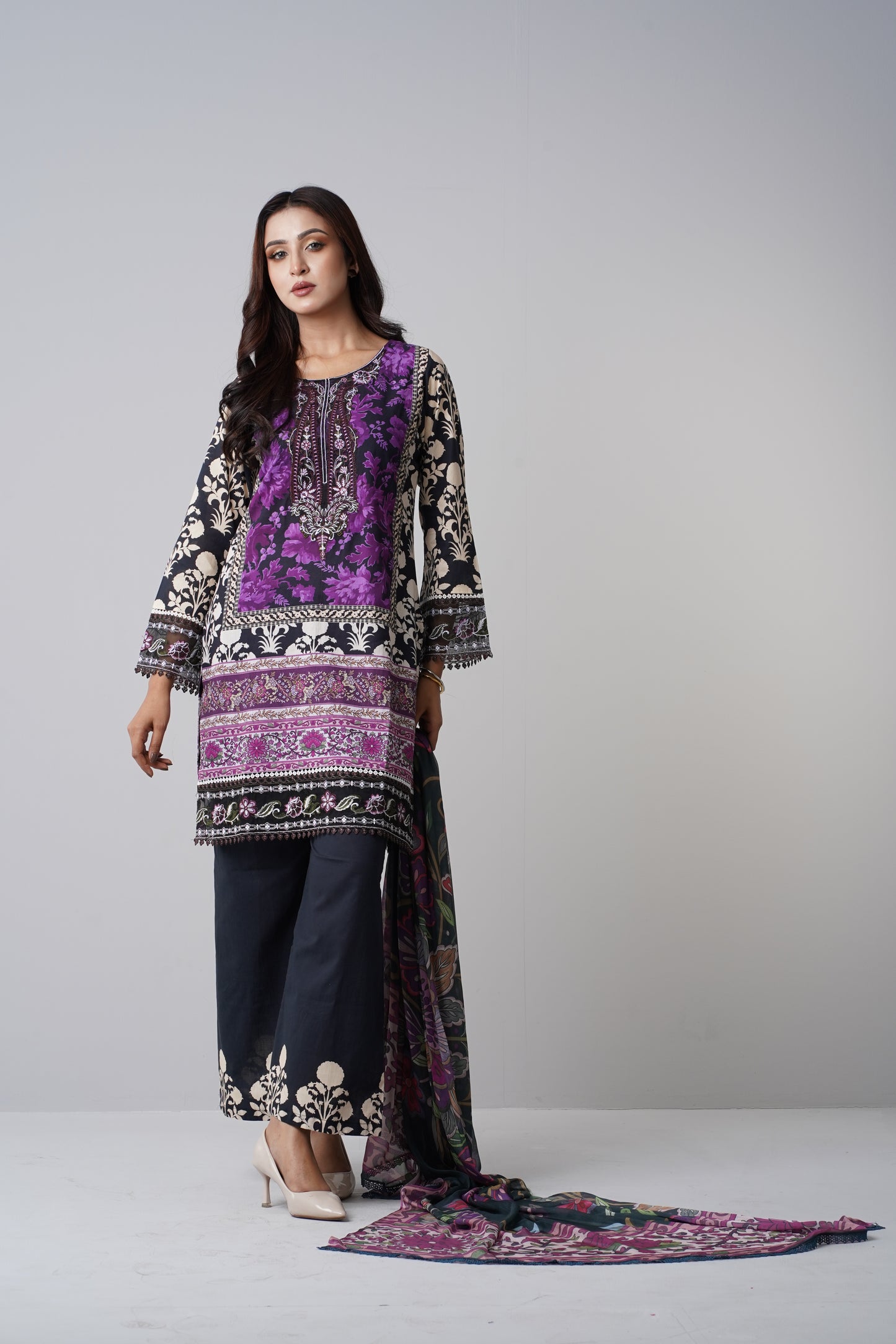 3 Piece - Printed Lawn Suit