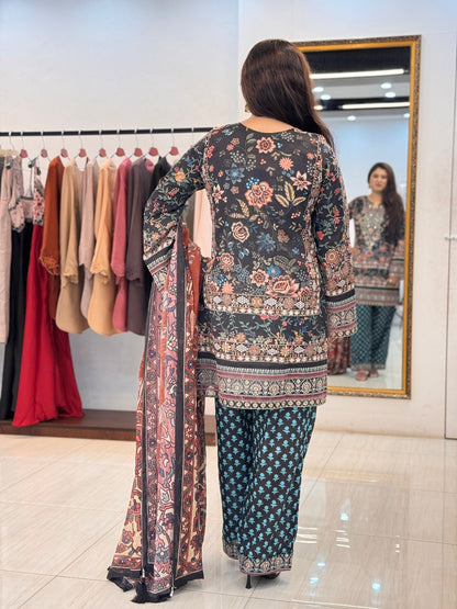 Zubeida Grace – Printed & Embroidered 3 Piece Set