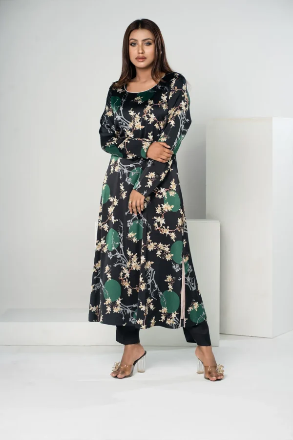 Rasheeda Glow – Sleeveless Royal Silk Long Dress with All-Over Print | BenBerg - Image 2