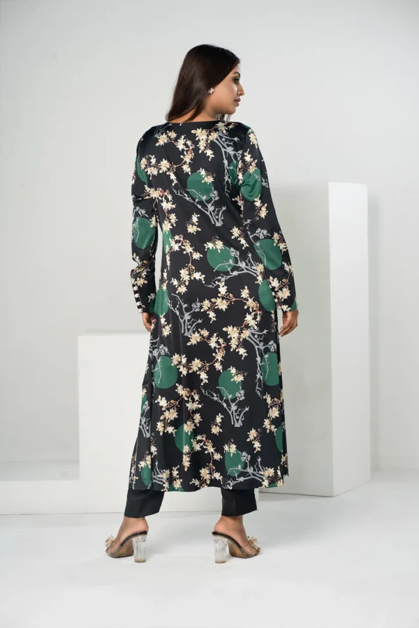 Rasheeda Glow – Sleeveless Royal Silk Long Dress with All-Over Print | BenBerg - Image 3