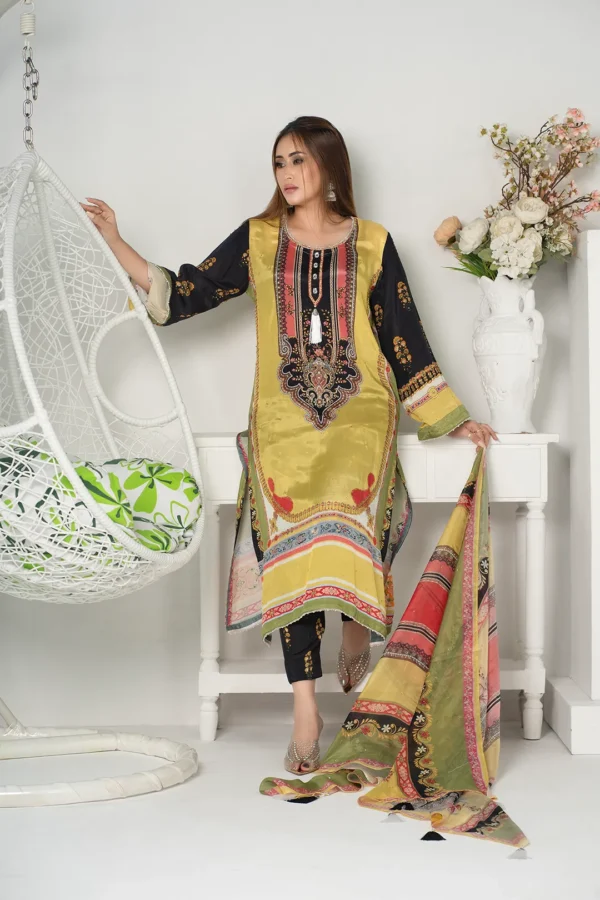 Gulzar Dream – Hand-Embroidered 3-Piece Russian Silk Dress for Festive Elegance | BenBerg - Image 4