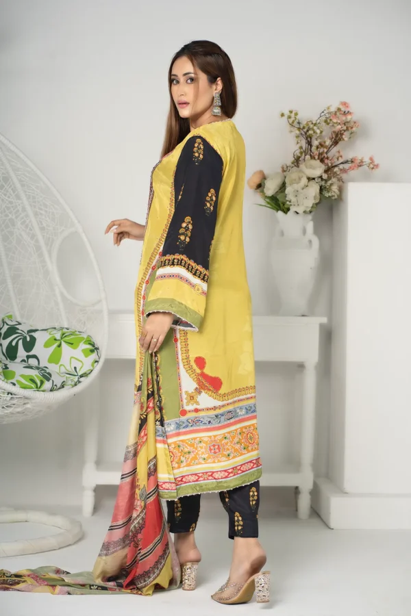 Gulzar Dream – Hand-Embroidered 3-Piece Russian Silk Dress for Festive Elegance | BenBerg - Image 3