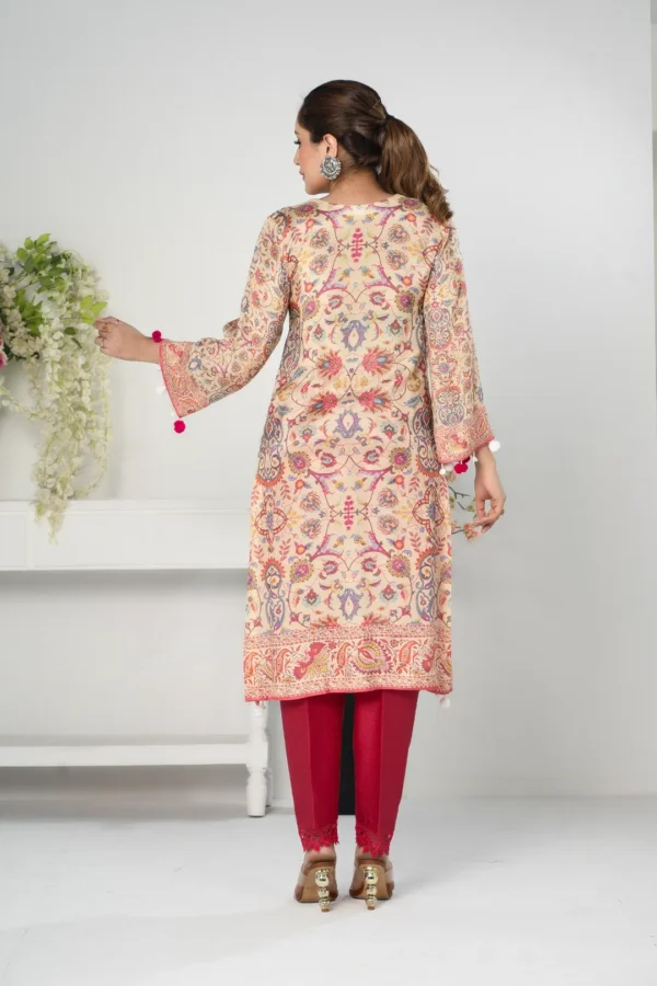 Yasmin Essence – 2-Piece Raw Silk Outfit with Digital Print and Embroidered Pants | BenBerg - Image 4