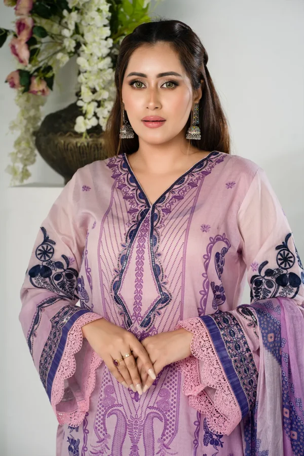 Zenaira Veil – 3-Piece Printed Lawn Set with Elegant Lace Embroidery | BenBerg - Image 10