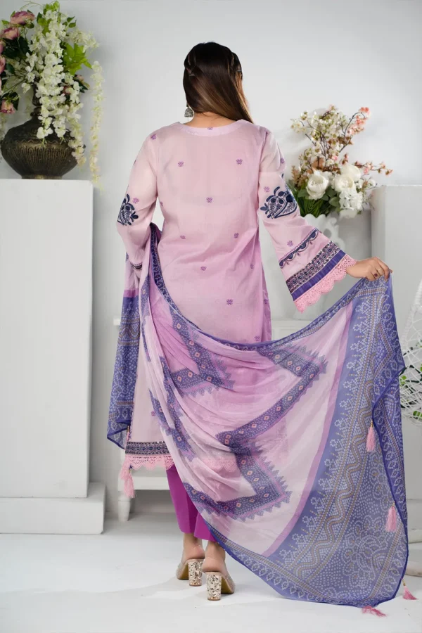 Zenaira Veil – 3-Piece Printed Lawn Set with Elegant Lace Embroidery | BenBerg - Image 6